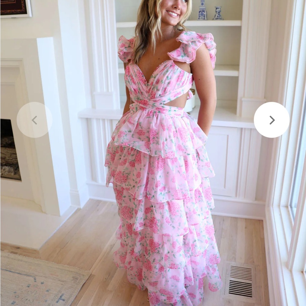 Folia Maxi Dress-Pink Hydrangea Floral Ruffle Maxi Dress in Pink-Size Small